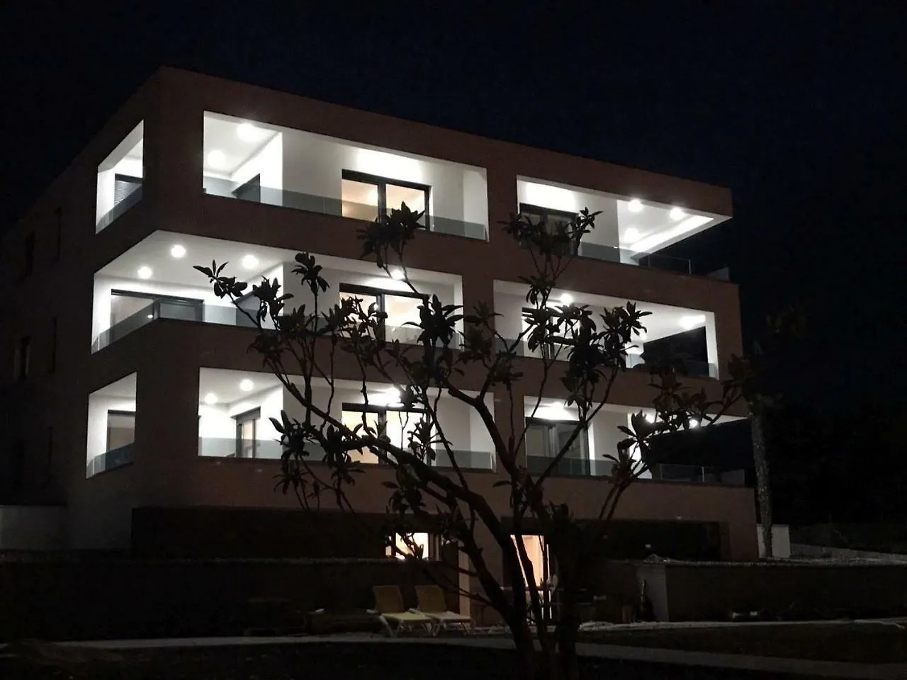 Apartments Villa Lucica Malinska 0*,  Croazia